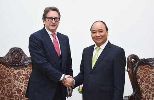នាយករដ្ឋមន្រ្តីលោក Nguyen Xuan Phuc ទទួលជួបសន្ទនាប្រធានមូលនិធិវិនិយោគ Harbinger Capital Partnerts - ảnh 1